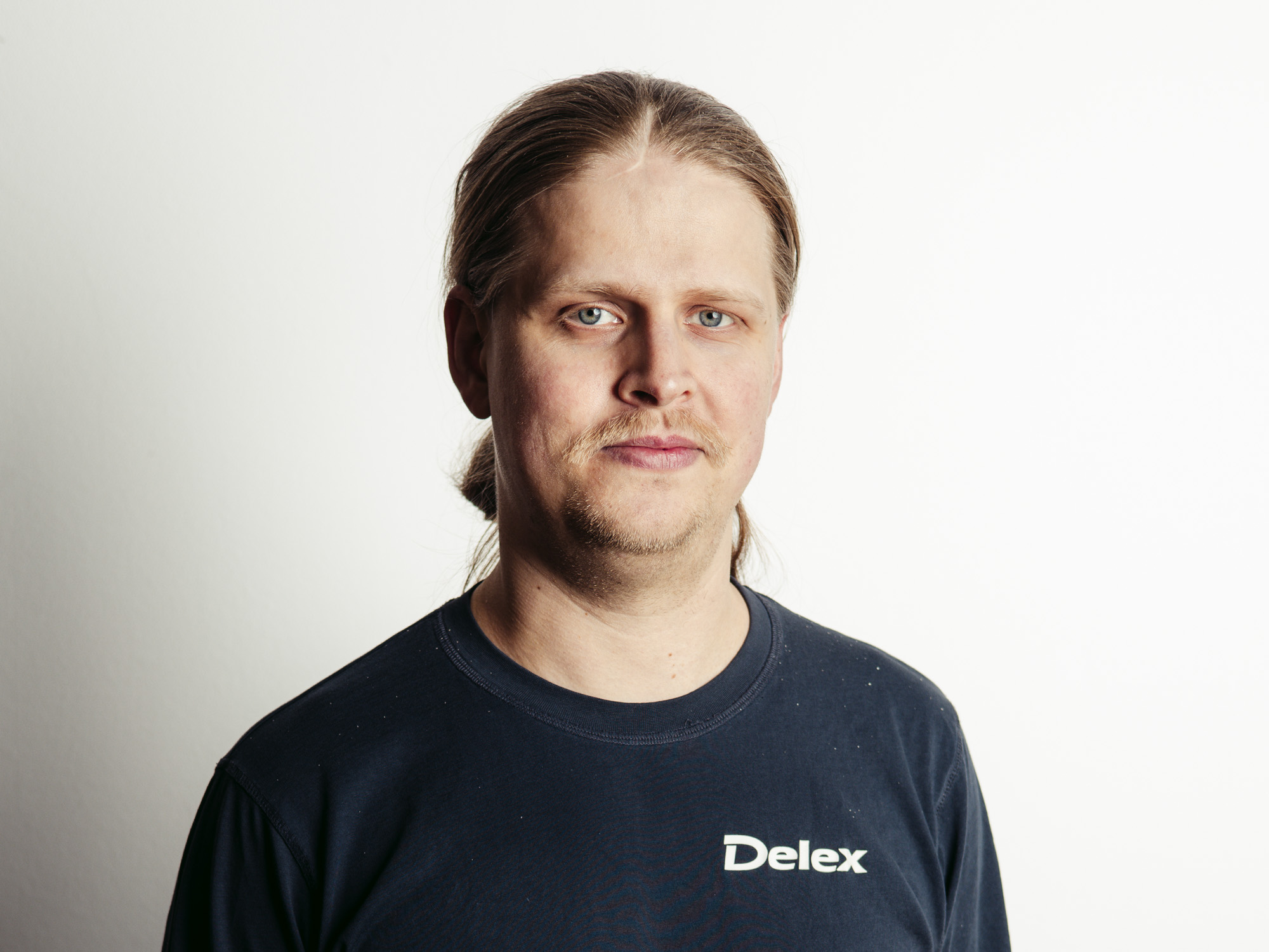 Simon Kveldstad på Delex
